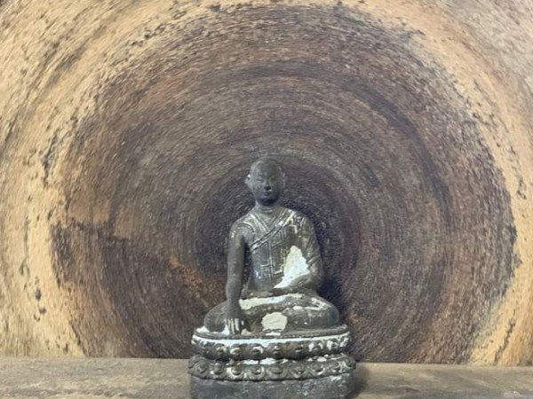 The reason I meditate is not to empty my mind but to make it&nbsp;full!