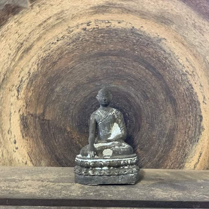 The reason I meditate is not to empty my mind but to make it&nbsp;full!